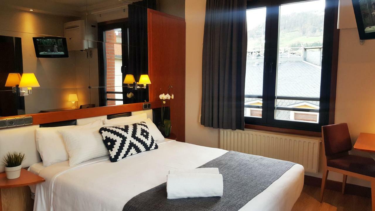 Hotel Oria Tolosa  Luaran gambar